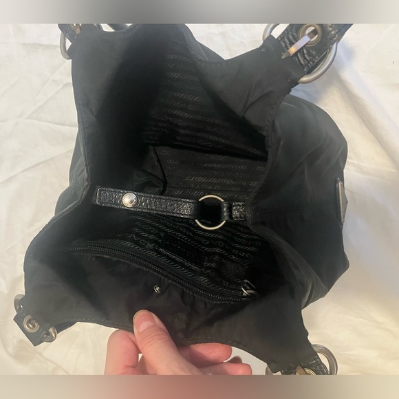 Authentic Prada Tessuto Nylon Shoulder Bag w/Leather handles. - Picture 6 of 9